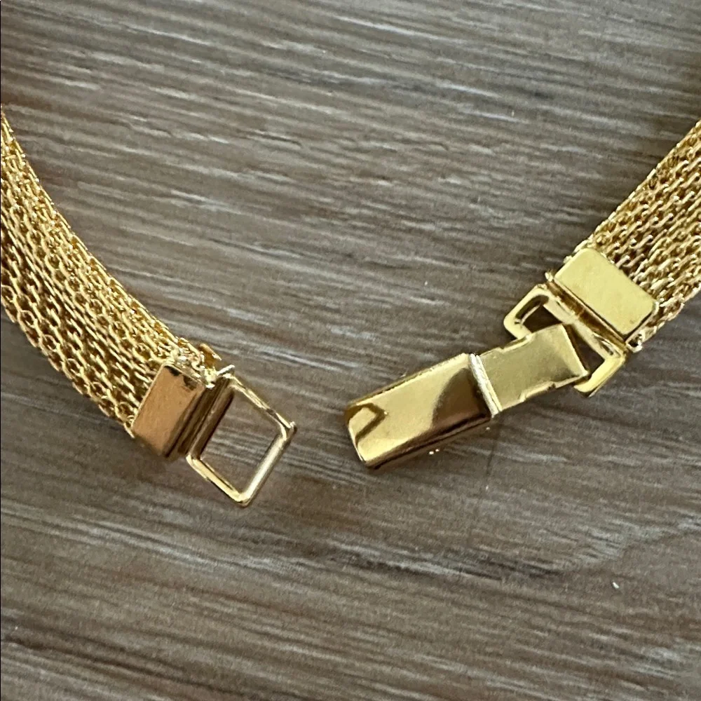 Modern Gold Metal Mesh Necklace/Choker - Picture 4 of 5